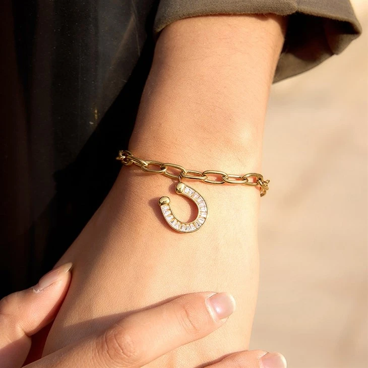 Horseshoe U Shape Zircon Bracelets factory