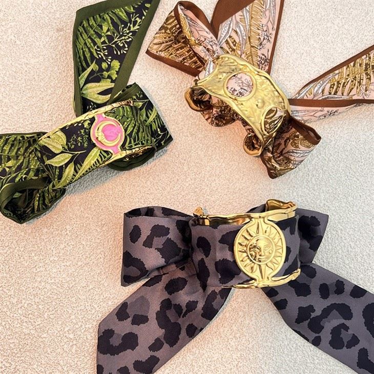 Wide Scarf Bow Cuff high quality